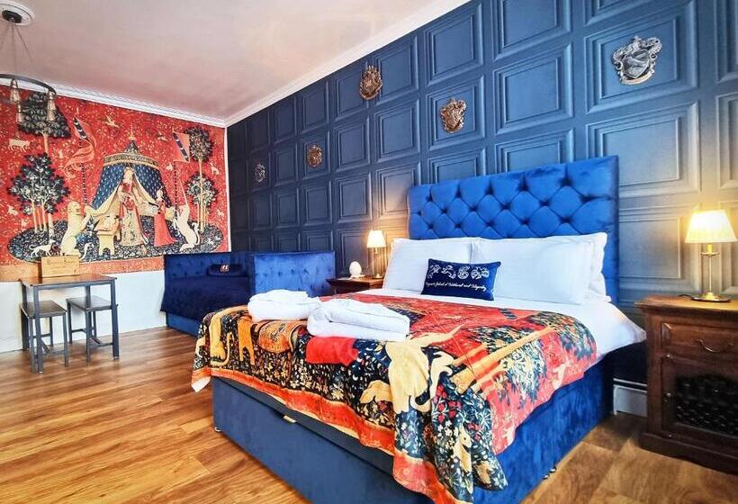 Студия Стандарт, Ricky Road Guest House   Wizard Studio Room Available To Book Now