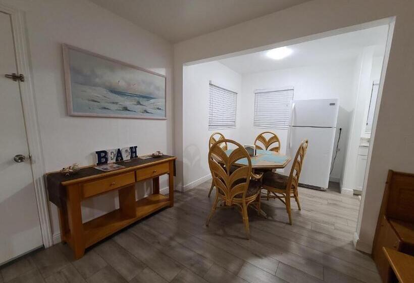 침실 2개 스위트, Sun Island Motel