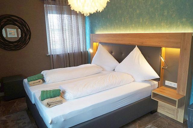 Family Suite, Diamond