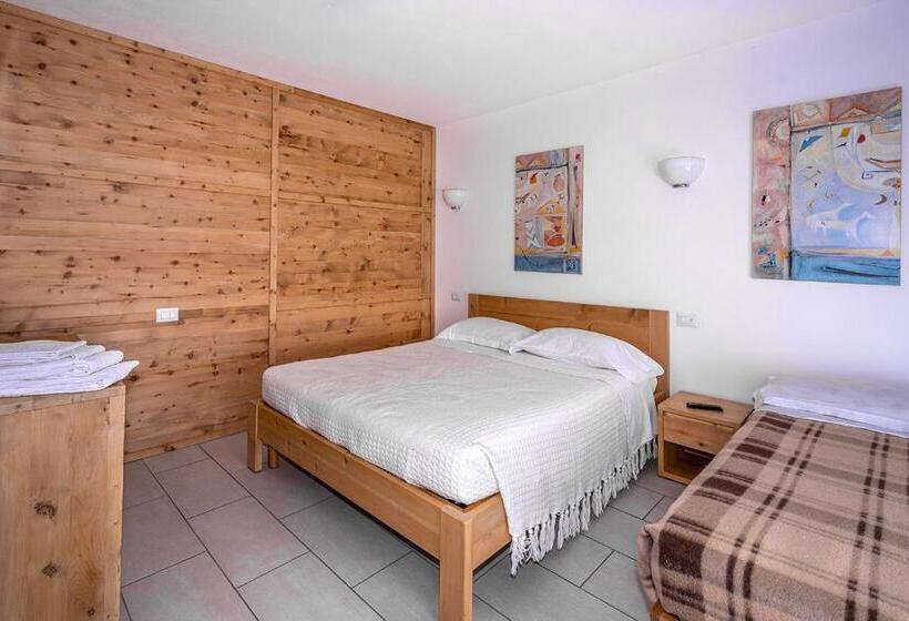 Номер Deluxe, Hostel   Bormio   Livigno   Santa Caterina   Stelvio