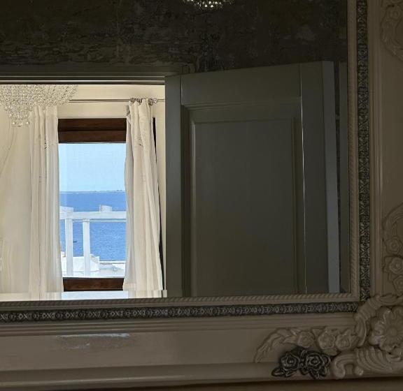 سوییت با چشم‌انداز دریا, Palazzo Gallo Resort