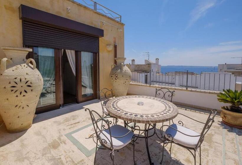 سوییت با چشم‌انداز دریا, Palazzo Gallo Resort