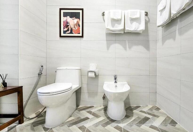 جناح مطلّ علي الحديقة, Chez Bure   Bure Homestay