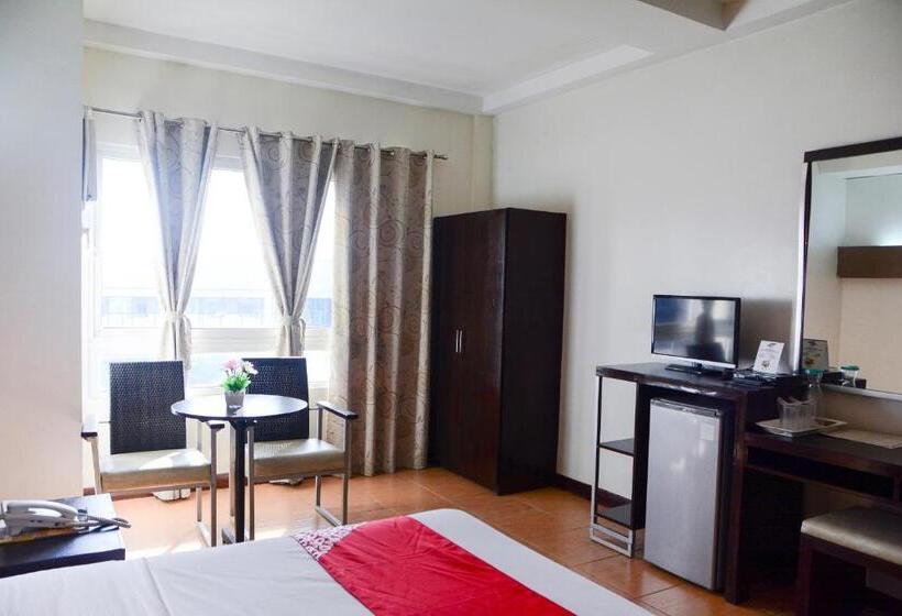Quarto Estandar, East View
