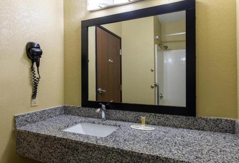 Люкс Повышенной Комфортности, Super 8 By Wyndham Nixa/springfield Area