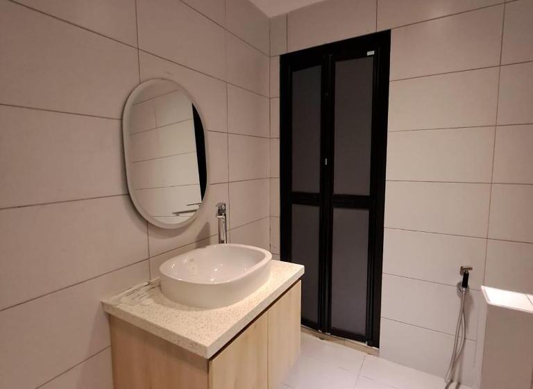 Президентский Люкс, Urban Inn Alor Setar
