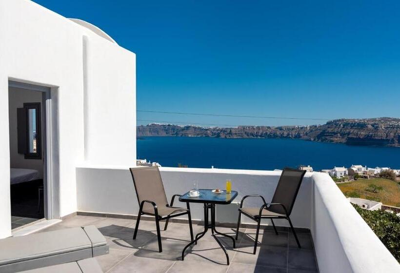اتاق لوکس با بالکن و چشم‌انداز دریا, Pancratium Villas & Suites