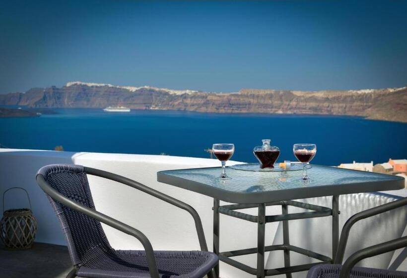 سوییت لوکس, Pancratium Villas & Suites