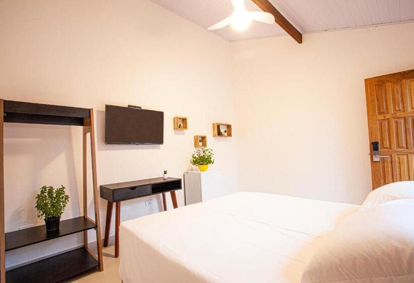 اتاق لوکس سه تخته, Ecovilla Las Mareas