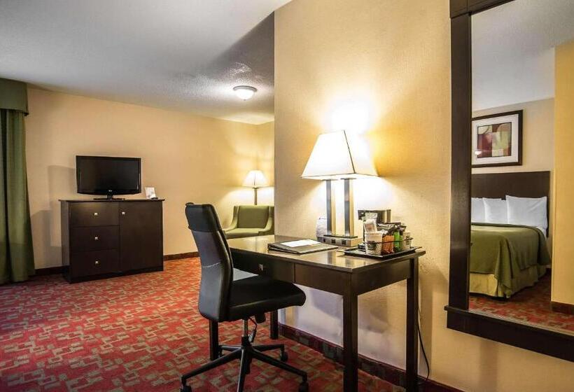 Люкс, Quality Inn Shelburne  Burlington