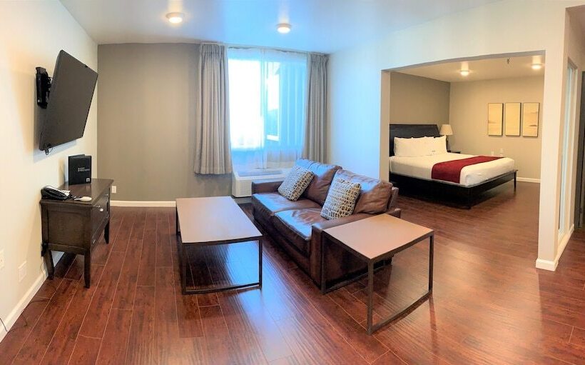 이그제큐티브 스위트, Redac Gateway Hotel Torrance