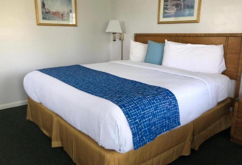 Номер Стандарт, Travelodge By Wyndham Cape Cod Area