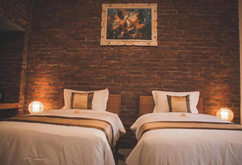 اتاق لوکس, Govardan Home Stay
