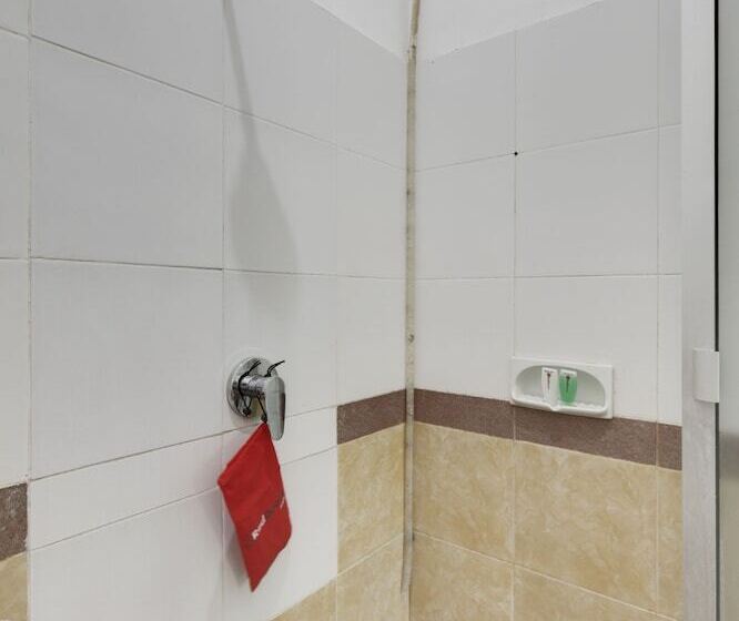 Quarto Estandar, Reddoorz Near Stadion Kompyang Sujana Bali