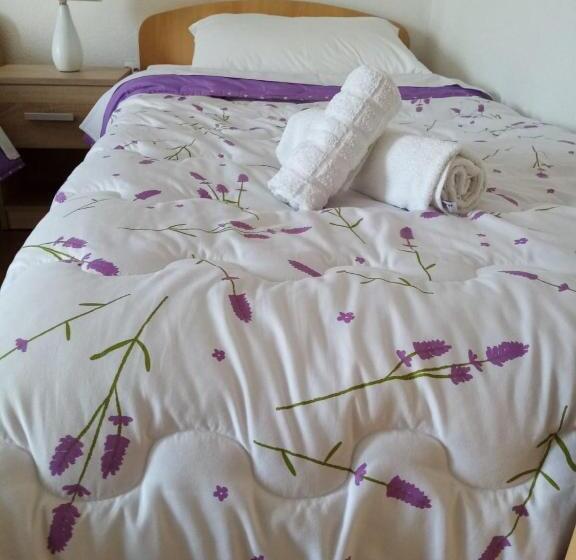 اتاق استاندارد سه نفره, Guest House Janja Ostojic