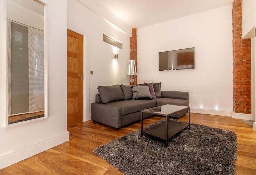 Suíte Vista Cidade, Swan Street Townhouse Hot Tub & Roof Terrace