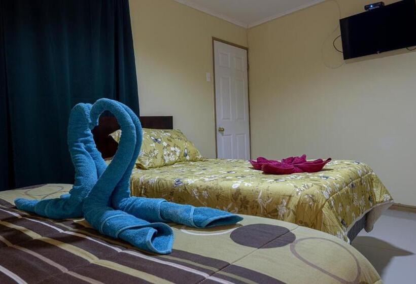 Номер Стандарт Трехместный, Hostal Beatriz Taltal