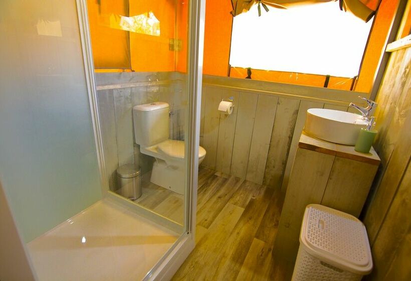 چادر با خدمات رفاهی استاندارد, Grande Glamping