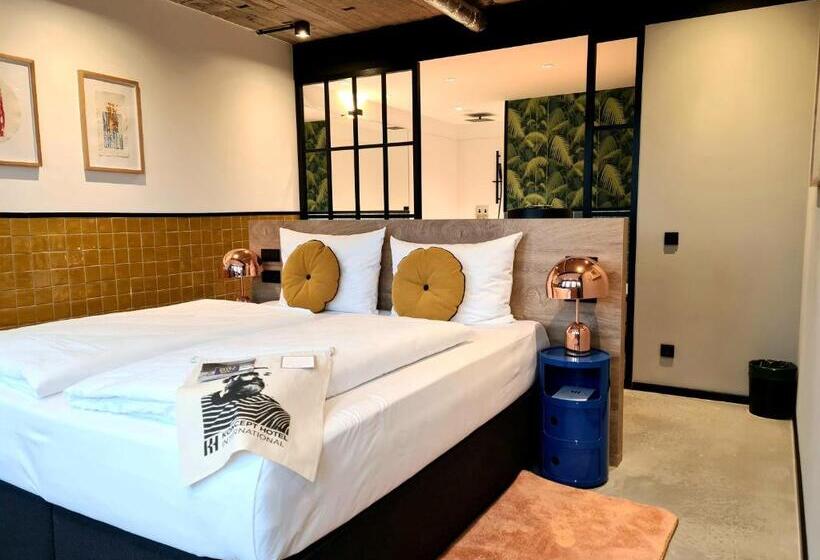 豪华房间, Koncept Hotel International