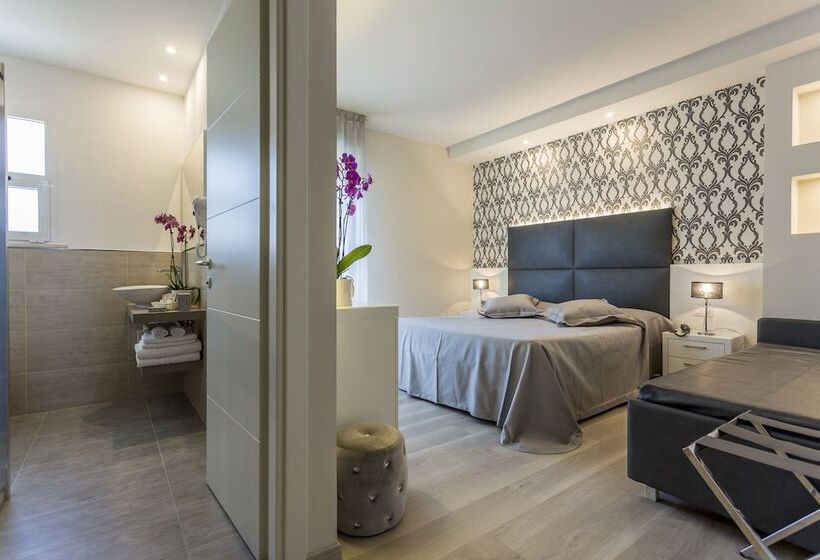 اتاق استاندارد چهار تخته, Riviera