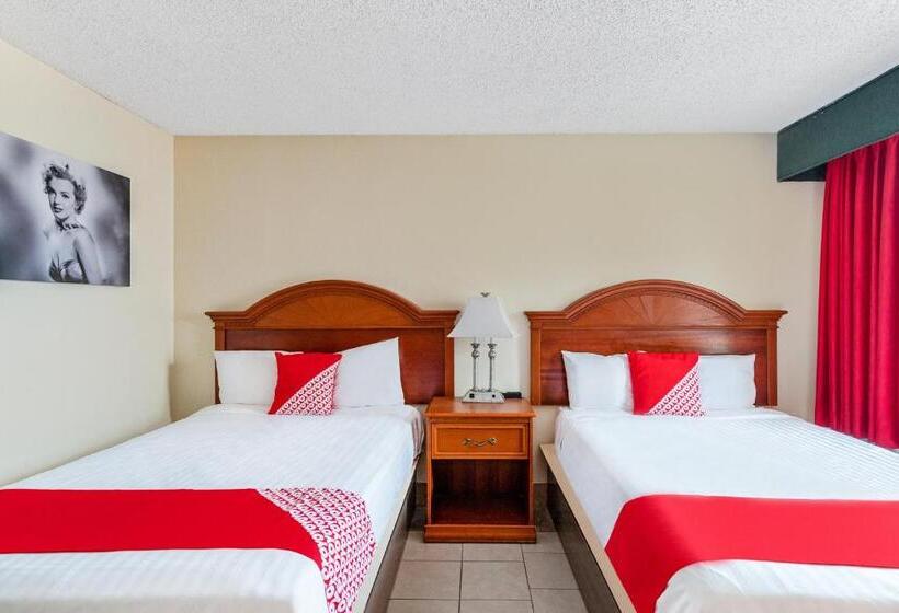 带2个双人床的标准工作室, OYO Hotel San Antonio Lackland near Seaworld