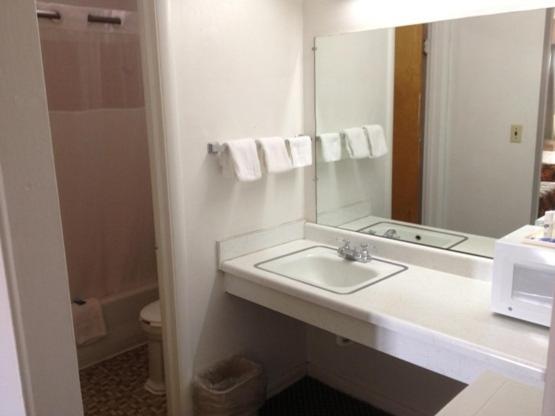 Стандартный Номер Кровать Кинг, Village Inn Salina