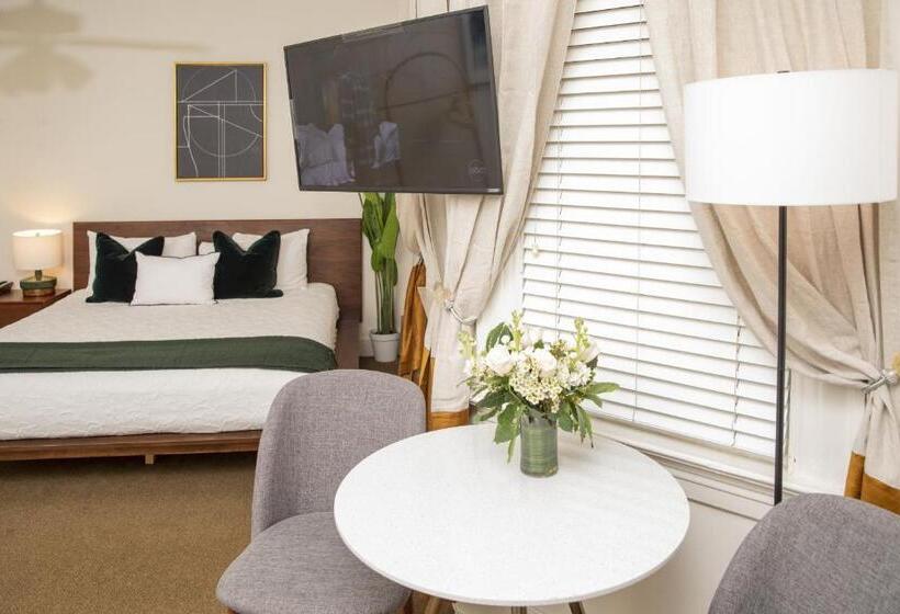 Superior Kamer met Kingsize Bed, Washington Square Inn