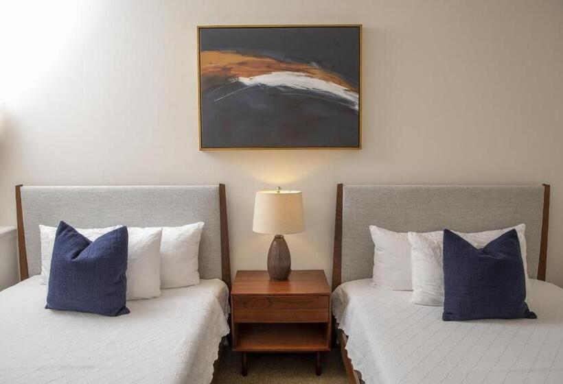Standaard Driepersoonskamer, Washington Square Inn