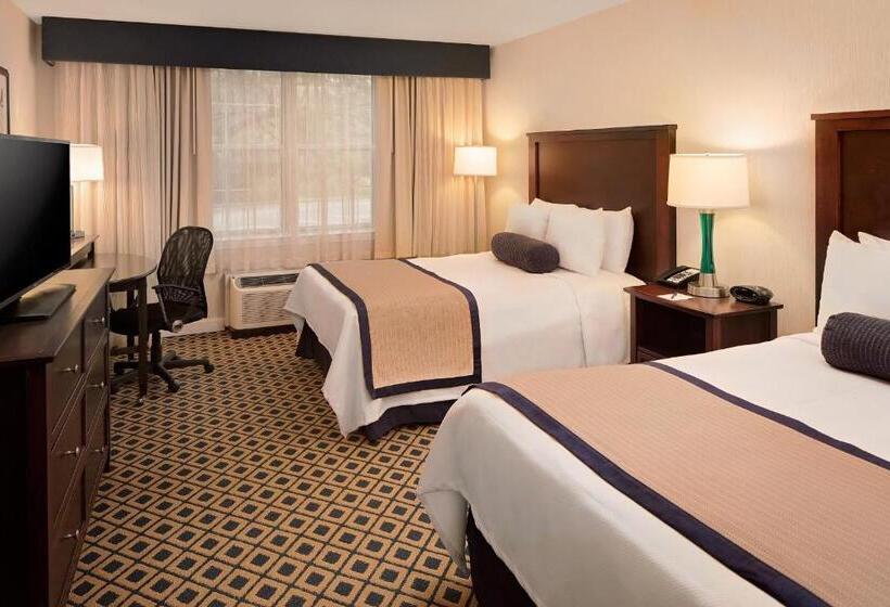 Номер Стандарт 2 Двуспальные Кровати, Westford Regency Inn & Conference Center
