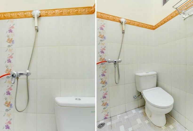 Номер Economy, Orange Inn Redpartner Madiun