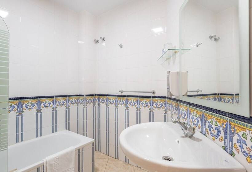 Quarto Economy, Aparthotel Playamaro