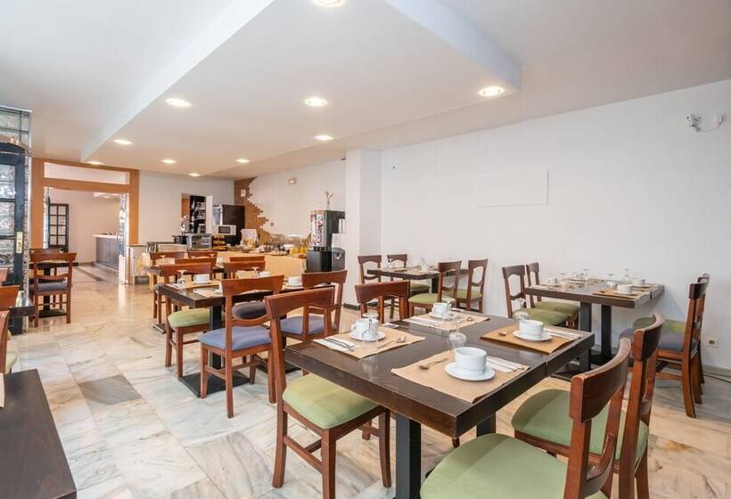 Quarto Economy, Aparthotel Playamaro