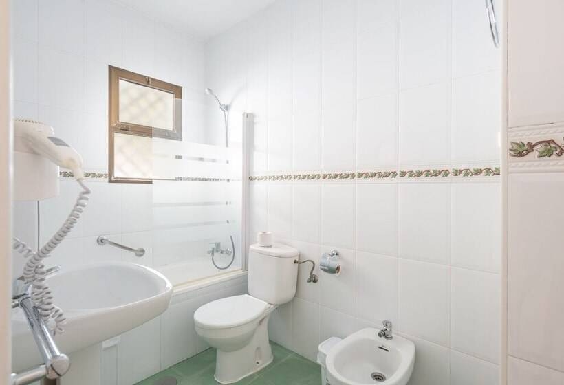Apartamento 1 Dormitório, Aparthotel Playamaro