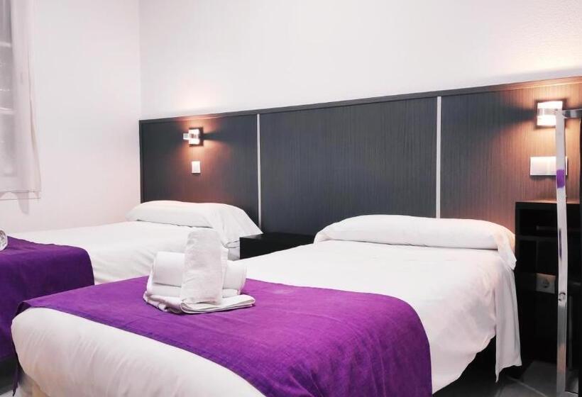 Номер Стандарт, Hostal Doña Isabel