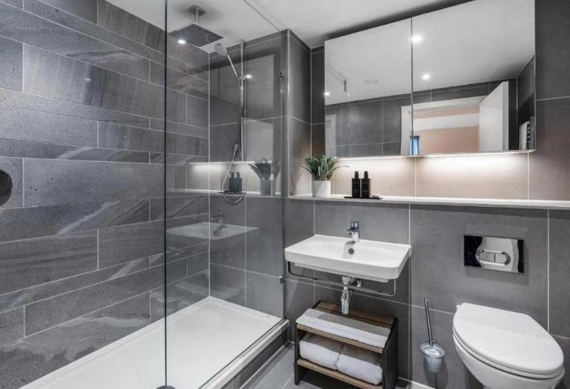 Апартаменты Deluxe 1 Спальня, Lonsdale House Luxury Apartments