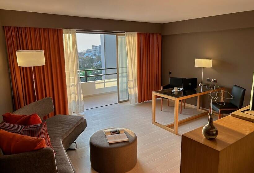 디럭스 스위트, Casa Andina Premium Golf Los Incas