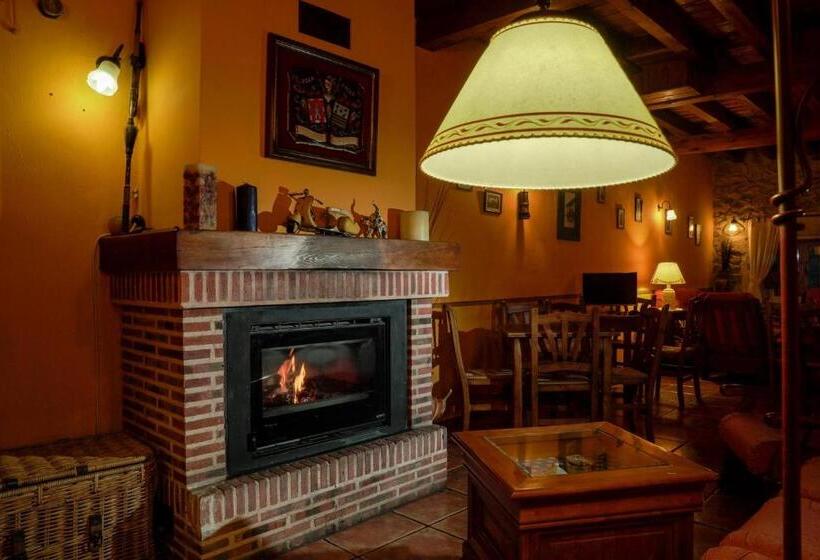 Номер Стандарт, Posada Real De Carreteros