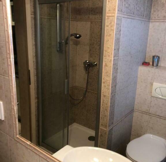 Номер Стандарт Совместная Ванная, Motel Red Oil