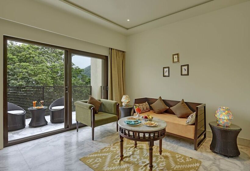 スイート, The Kumbha Residency By Trulyy   A Luxury Resort And Spa