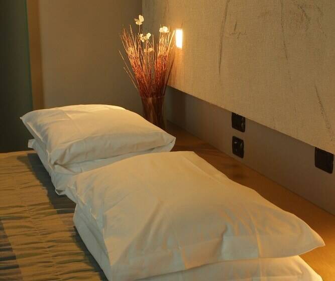 Полулюкс, Bes Hotel Cremona Soncino