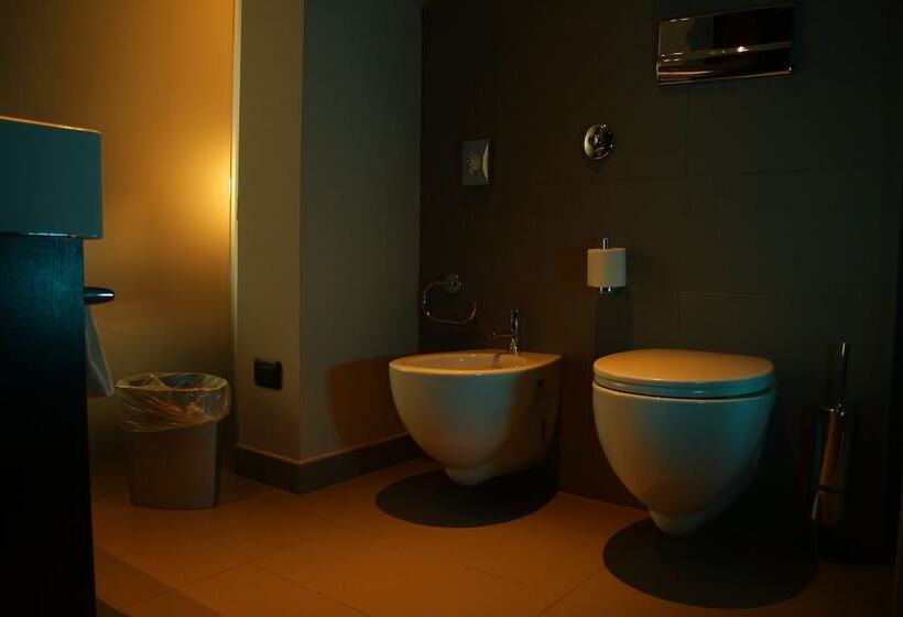 Полулюкс, Bes Hotel Cremona Soncino