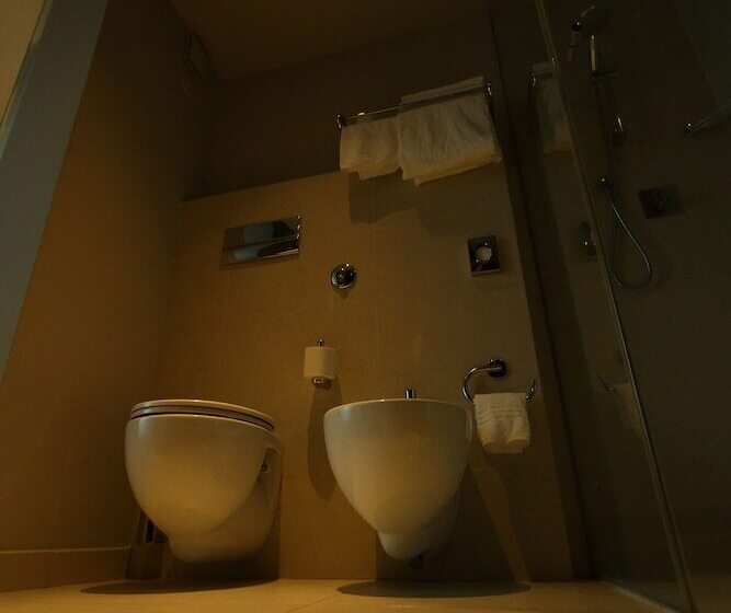 Полулюкс, Bes Hotel Cremona Soncino
