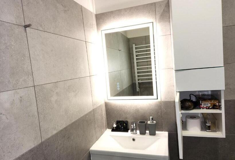 استودیوی لوکس, Rezidence Zámeček   Boutique