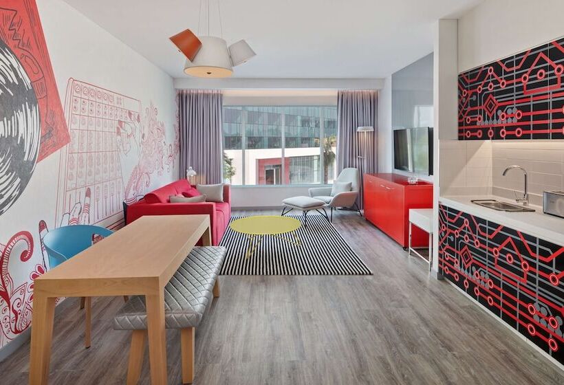 آپارتمان 2 خوابه, Radisson Red Dubai Silicon Oasis