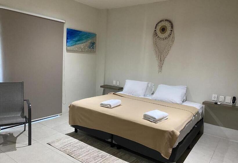 غرفة قياسية سرير كينج, Cuxos Hotel Beachfront