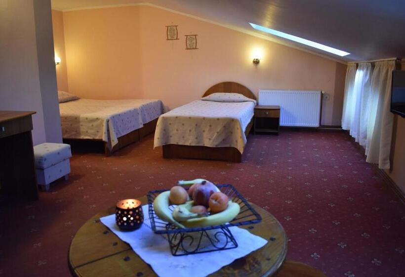 Номер Стандарт Трехместный, Family Hotel Bashtina Kashta