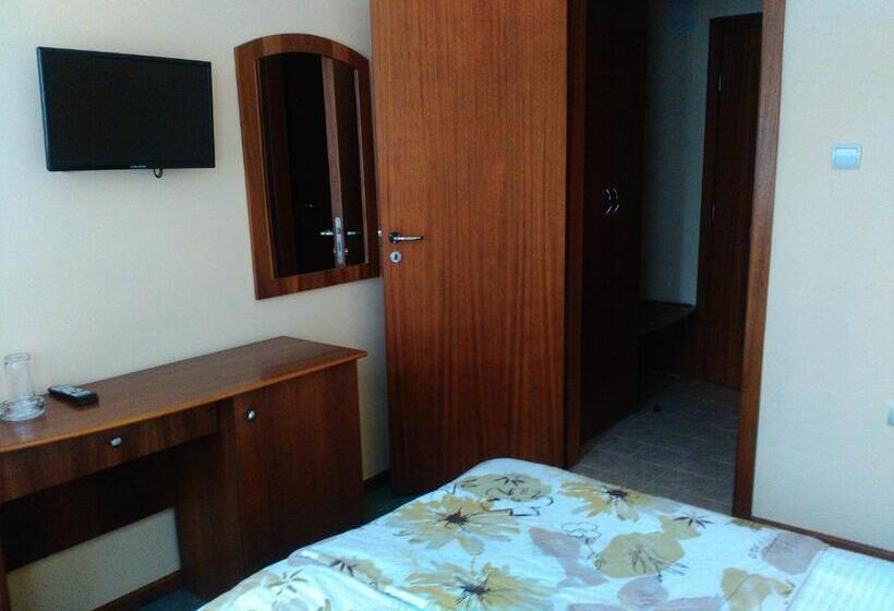 Номер Комфорт, Family Hotel Bashtina Kashta
