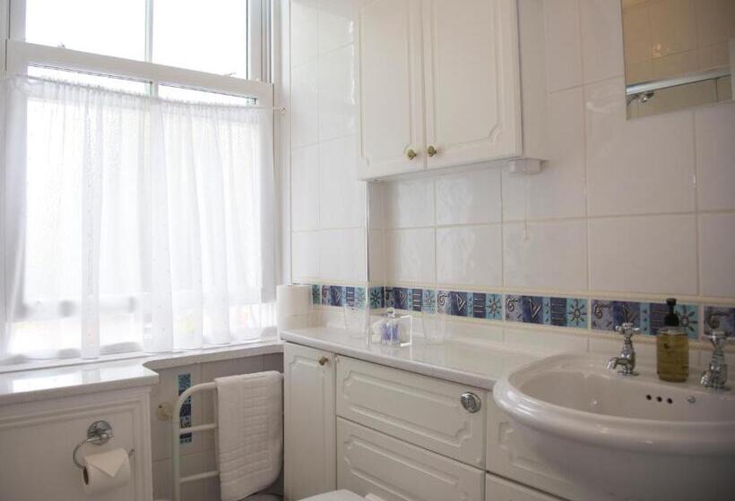 Люкс Повышенной Комфортности, Carlton Court