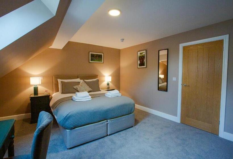 Family Suite, Woodfalls Inn