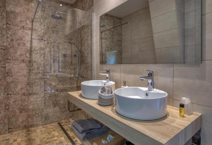 Стандартный Номер Кровать Кинг, Domaine Des Pierres Blanches   B&b